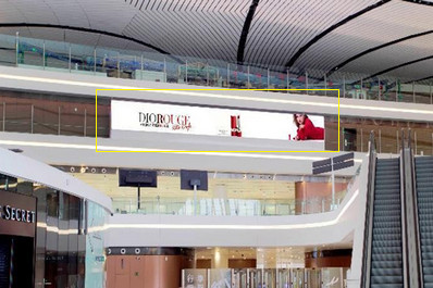 北京大興國際機場凌空地標燈箱廣告