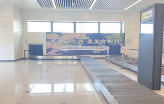 三亞公交候車(chē)亭廣告