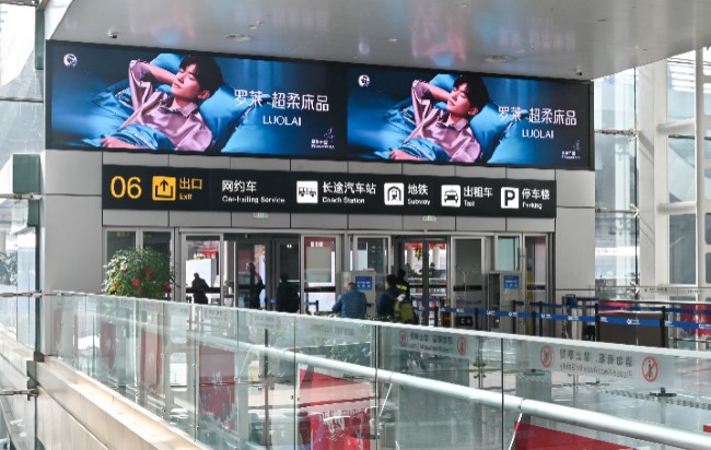 重慶江北機場T3航站樓國內(nèi)到達LED大屏廣告，重慶機場大屏廣告價格