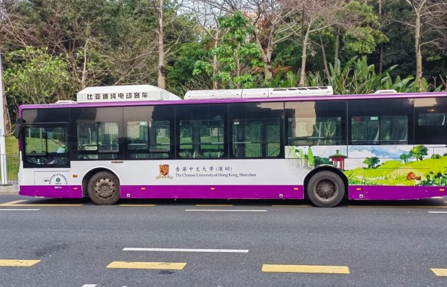深圳公交外車身貼廣告投放，深圳公交車巴士彩繪廣告價(jià)格
