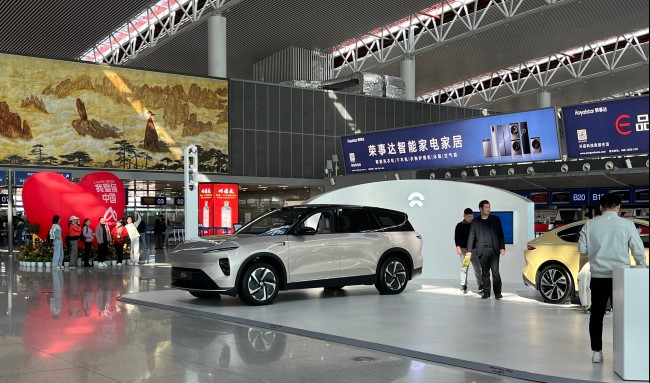 汽車(chē)行業(yè)如何選擇戶(hù)外廣告進(jìn)行有效傳播？第一戶(hù)外傳媒通常怎樣為汽車(chē)客戶(hù)做推廣方案？