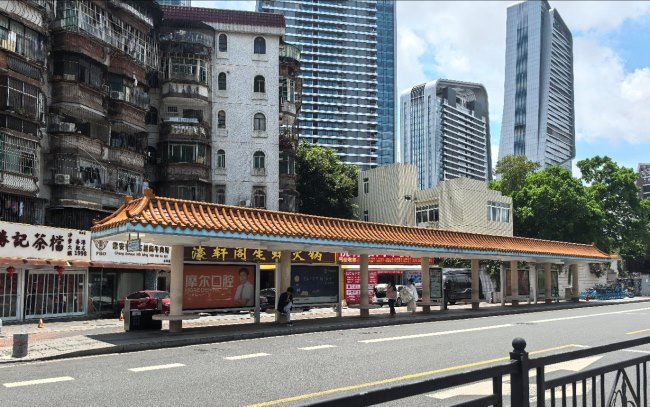 珠海公交站臺大牌廣告投放，珠海巴士候車亭廣告價格